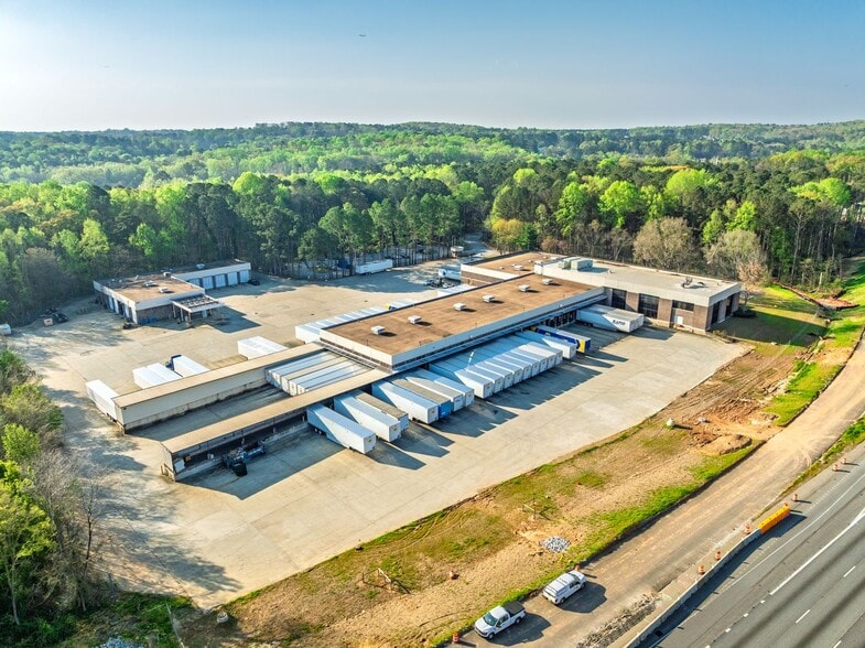 More Photos Of 2704 Bouldercrest Rd SE, Atlanta Distribution For Lease