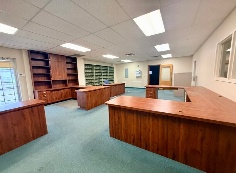 More Photos Of 4211 Highway Ave, Jacksonville Warehouse For Sale