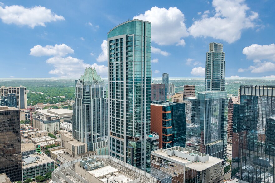 Primary Photo Of 415 Colorado St, Austin Apartments For Lease