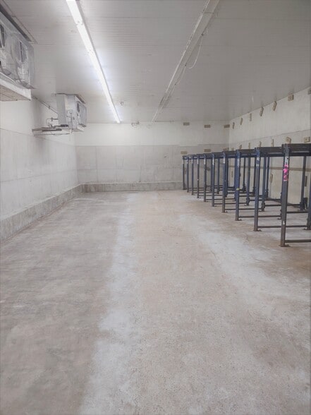 More Photos Of 1510 John Fitch Blvd, South Windsor Refrigeration Cold Storage For Lease