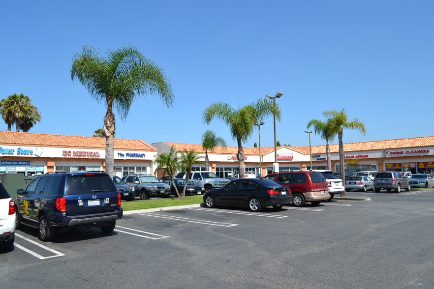 More Photos Of 15725 Hawthorne Blvd, Lawndale Unknown For Lease