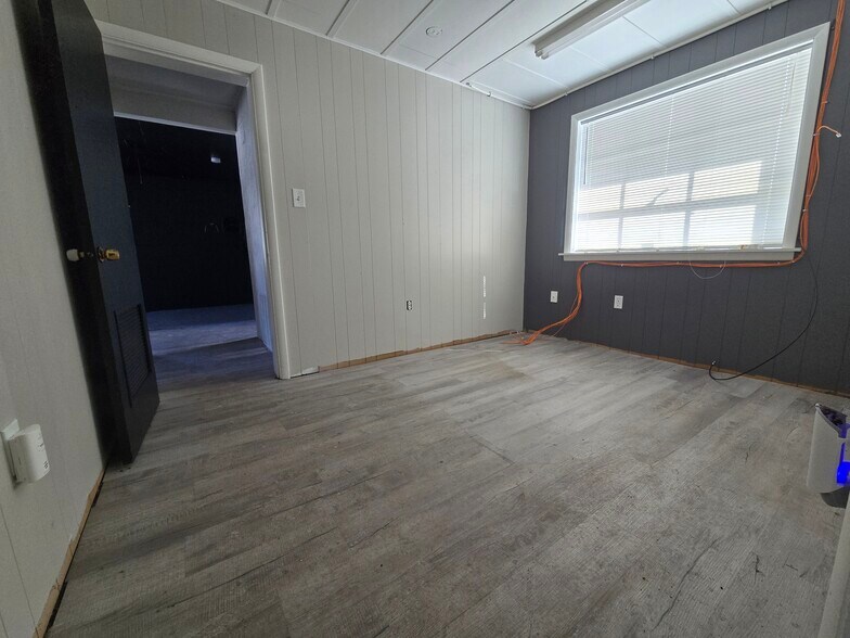 More Photos Of 37 Mill Creek, East Stroudsburg Office For Lease