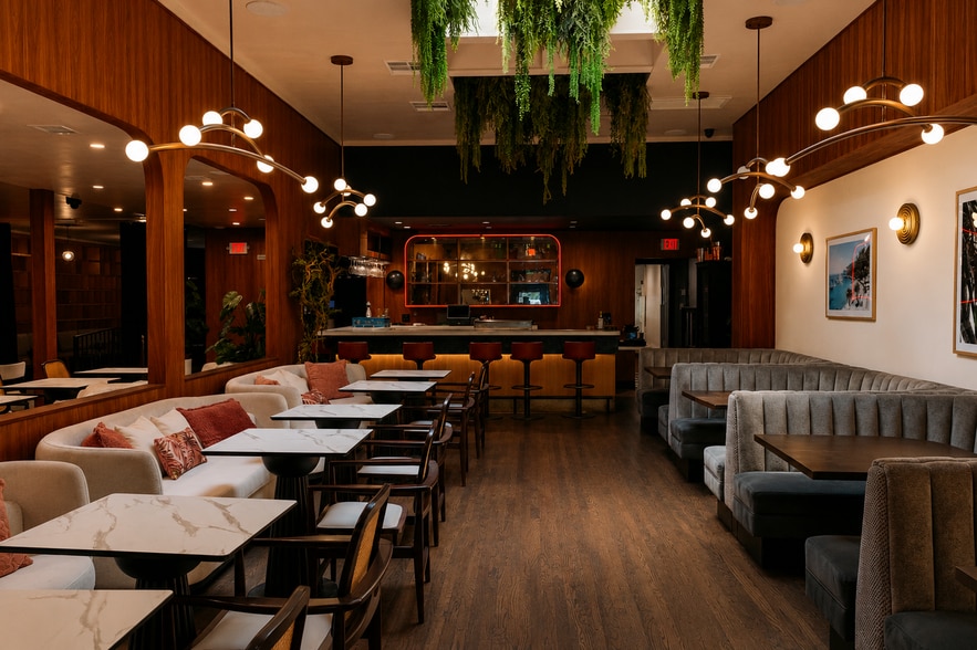 Primary Photo Of 631 N La Cienega Blvd, West Hollywood General Retail For Lease