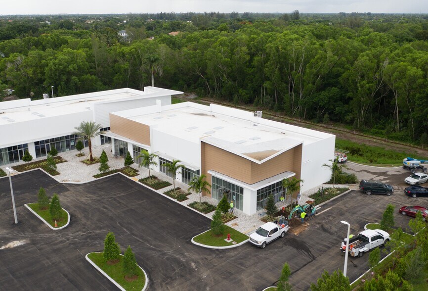 More Photos Of 8732 W Atlantic Ave, Delray Beach Storefront For Lease