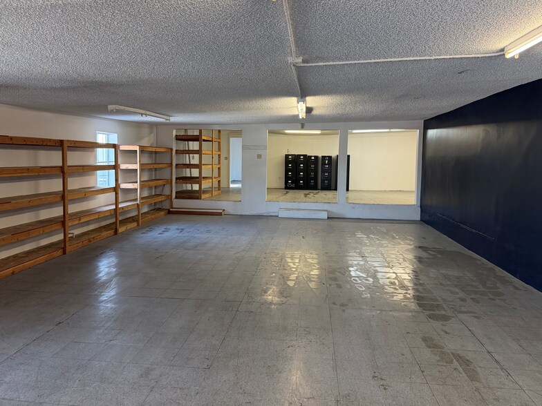 More Photos Of 8921 W Pico Blvd, Los Angeles Storefront For Sale