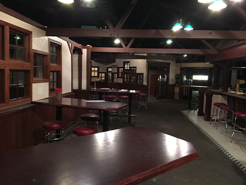 More Photos Of 1701 Hwy 93 S, Kalispell Hotel For Sale