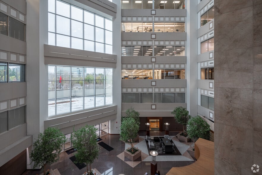 More Photos Of 26 Century Blvd, Nashville Office Residential For Lease