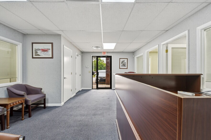 More Photos Of 1840 Dunn Ave, Jacksonville Medical For Lease