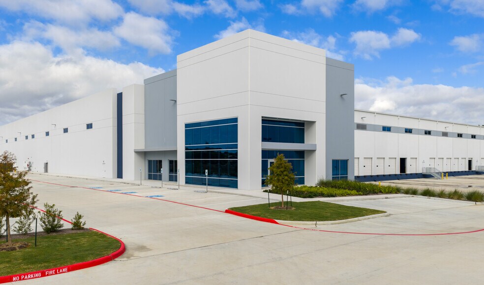 More Photos Of Beltway 8 and N. Lake Houston Pkwy, Houston Unknown For Lease
