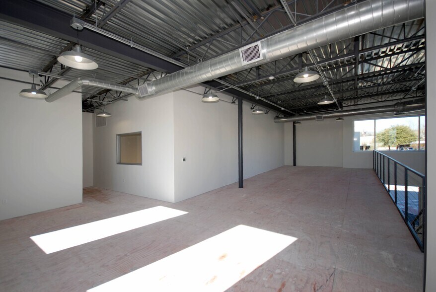 More Photos Of 4245 Marsh Ridge Rd, Carrollton Loft Creative Space For Sale
