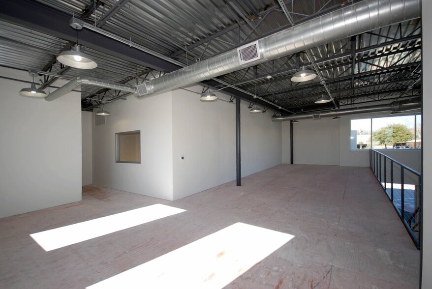 More Photos Of 4245 Marsh Ridge Rd, Carrollton Loft Creative Space For Sale