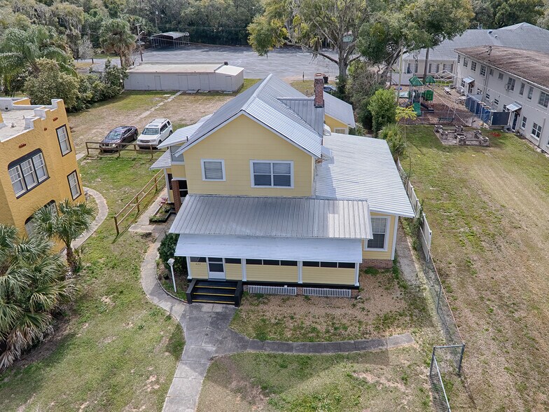 More Photos Of 422 E Citrus Ave, Eustis Multifamily For Sale