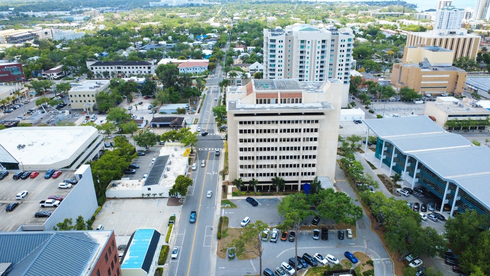 More Photos Of 1777 Main St, Sarasota Office For Sale