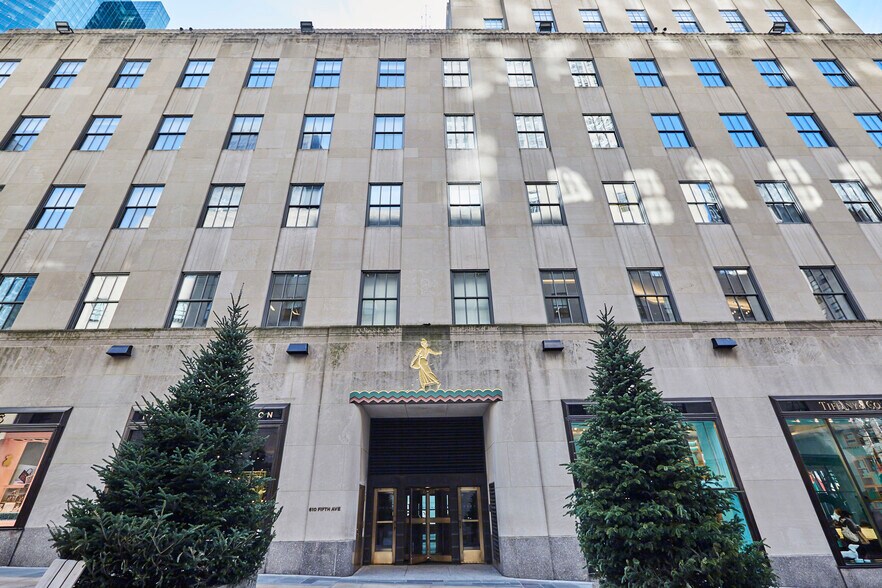 More Photos Of 610 Fifth Ave, New York Office For Lease