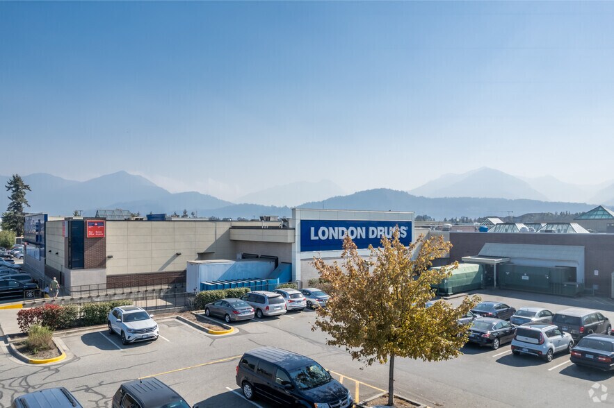 More Photos Of 45585 Luckakuck Way, Chilliwack Unknown For Lease