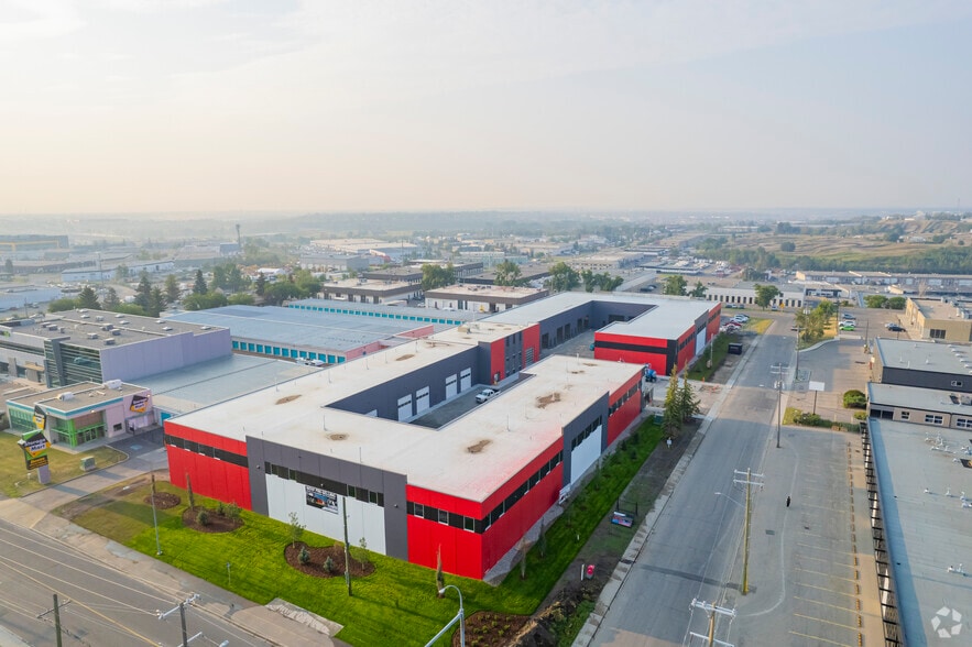 More Photos Of 4412 9 St SE, Calgary Warehouse For Sale