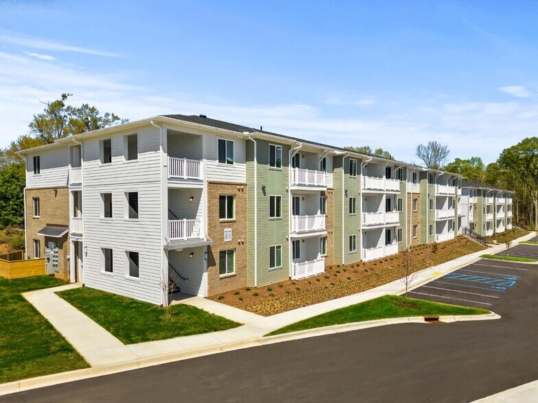 More Photos Of 6800 White Horse Rd, Greenville Apartments For Sale