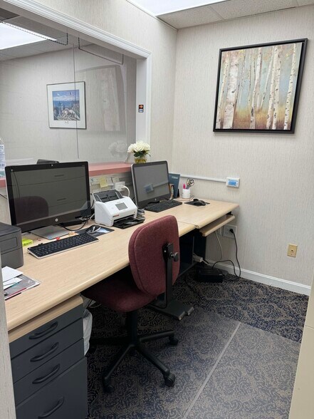 More Photos Of 6 Auer Ct, East Brunswick Office For Sale