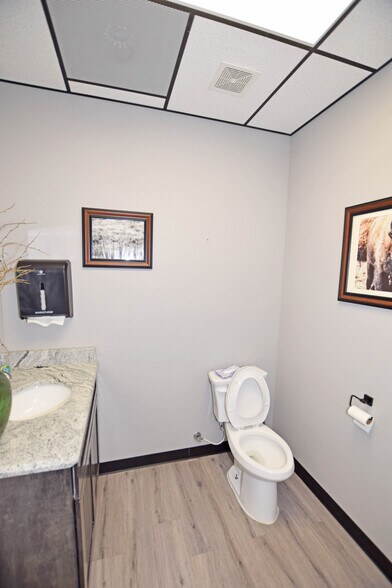 More Photos Of 2250 Dixie Blvd, Odessa Industrial For Sale