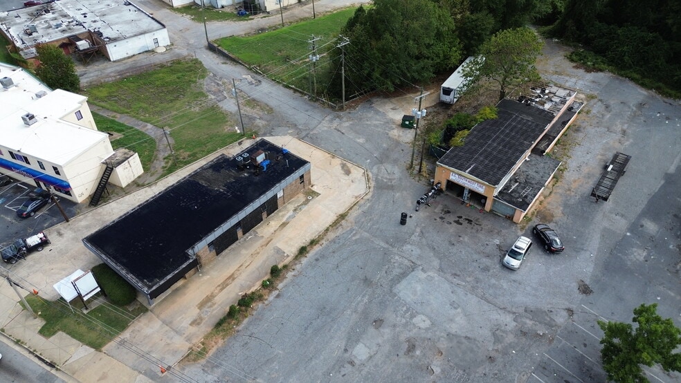 More Photos Of 2164 Campbellton Rd SW, Atlanta Auto Repair For Sale