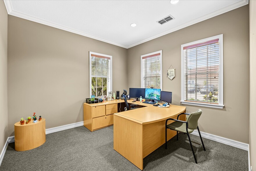 More Photos Of 2108-2110 SE Rays Way, Stuart Office For Sale