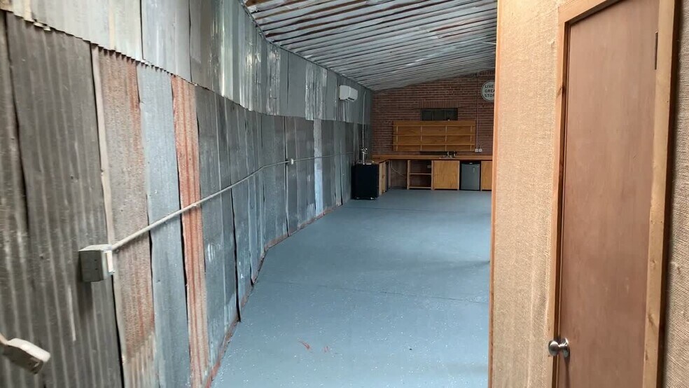 More Photos Of 501 Pedernales St, Austin Warehouse For Lease