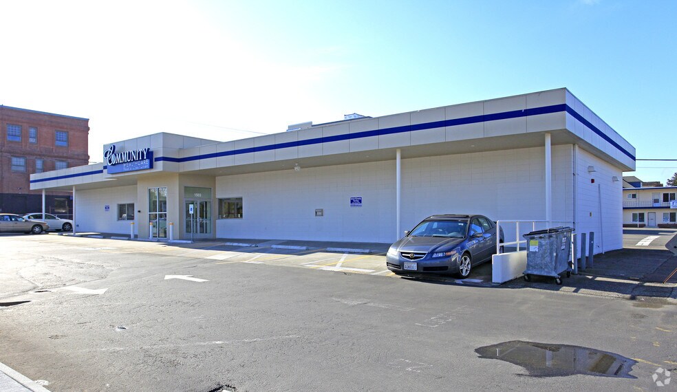 More Photos Of 1503 Pacific Ave, Everett Bank For Lease