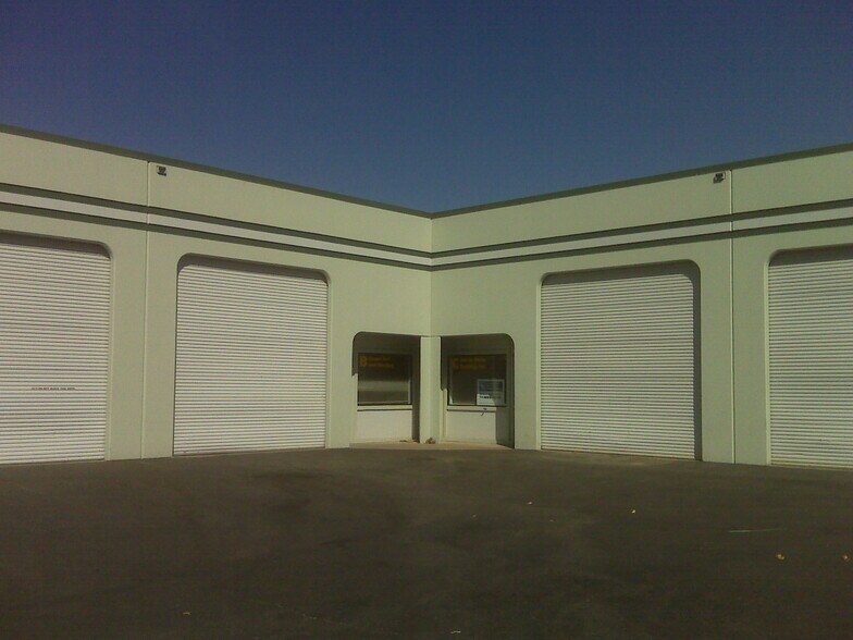 More Photos Of 6101 Enterprise Dr, Diamond Springs Warehouse For Lease