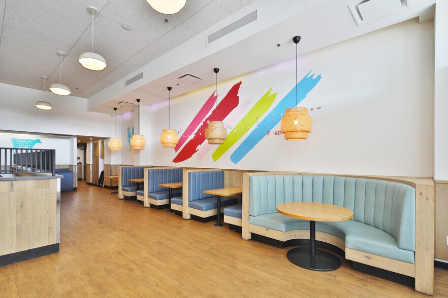 More Photos Of 110 S Fairfax Ave, Los Angeles Office For Lease