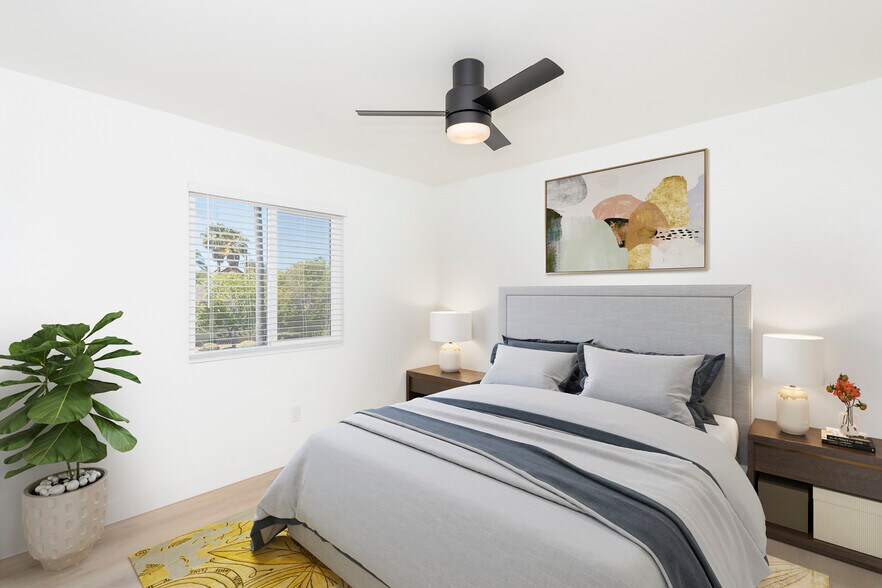 More Photos Of 3135 Ivy St, San Diego Apartments For Sale