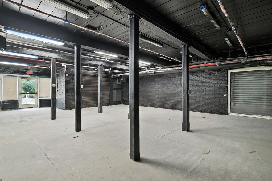 More Photos Of 100 Central St, Southbridge General Retail For Lease