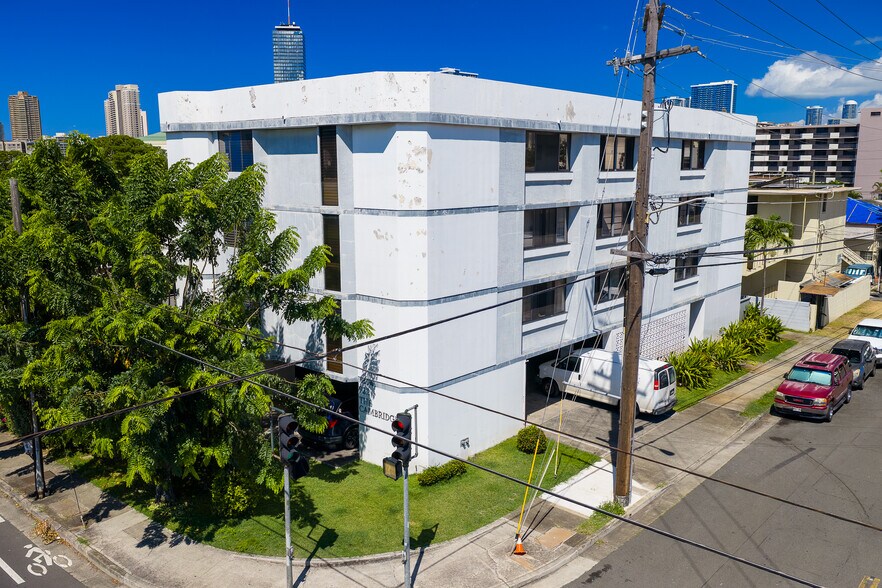 Primary Photo Of 922 Mccully St, Honolulu Apartments For Sale