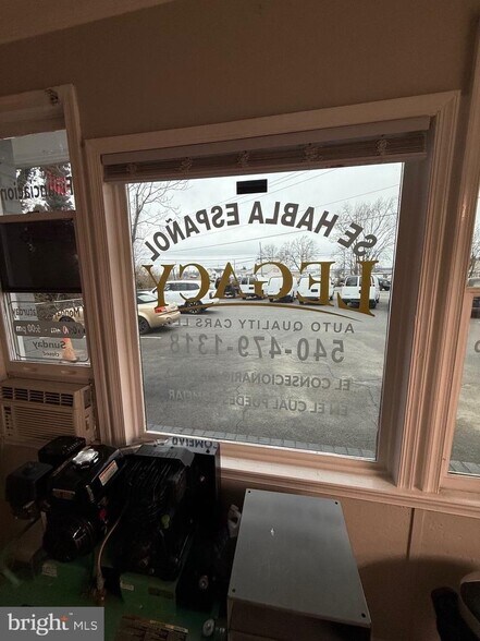 More Photos Of 476-486 Cambridge St, Fredericksburg Auto Dealership For Lease