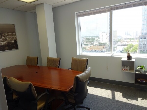 More Photos Of 412 E Madison St, Tampa Office For Sale
