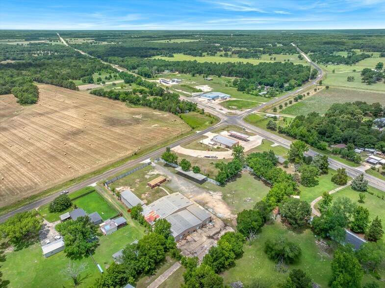More Photos Of 7439 FM 314, Ben Wheeler Industrial For Sale