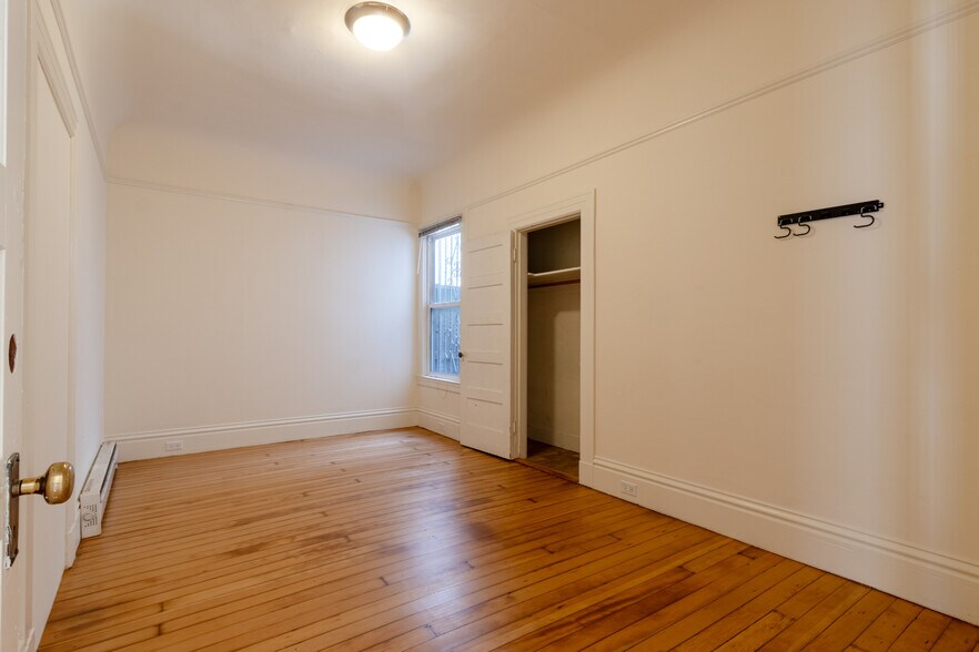 More Photos Of 30-32 Laskie St, San Francisco Service For Sale