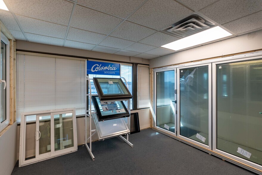 More Photos Of 5744 198 St, Langley Warehouse For Lease