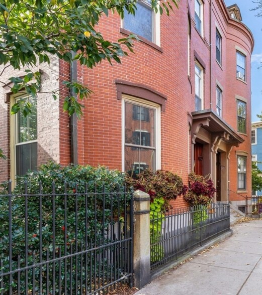 More Photos Of 46 High St, Charlestown Land For Sale