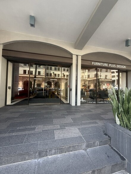 More Photos Of 700 Bishop St, Honolulu Storefront For Lease