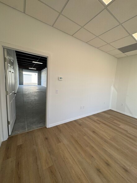 More Photos Of 205 Coastal Ln, West Melbourne Unknown For Lease