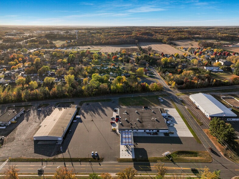 More Photos Of 1124 Hammond Ave, Rice Lake Freestanding For Lease