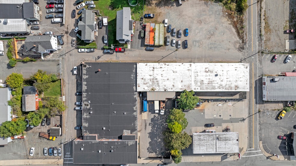 More Photos Of 281 N Main St, Brockton Flex For Sale