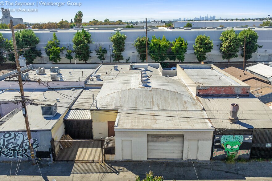 More Photos Of 1026 S Gerhart Ave, Commerce Warehouse For Sale