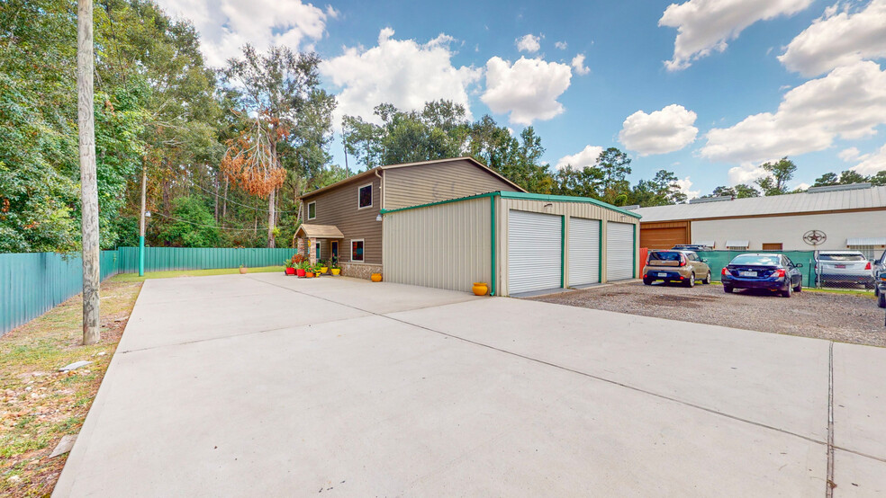 Primary Photo Of 28711 Robinson Rd, Conroe Industrial For Sale