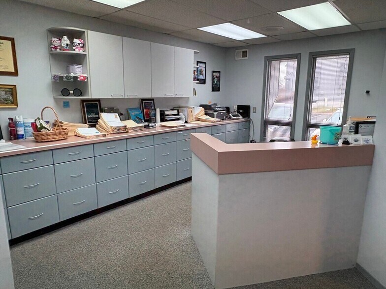 More Photos Of 33-36 Village Ct, Hazlet Office For Sale