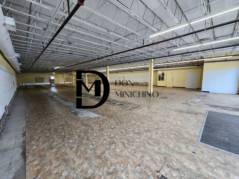 More Photos Of 412-416 Main St, Poughkeepsie Storefront Retail Office For Sale