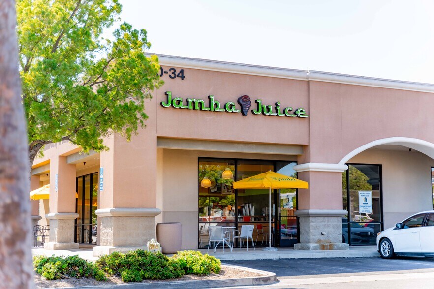 More Photos Of 40930-41090 California Oaks Rd, Murrieta Unknown For Lease