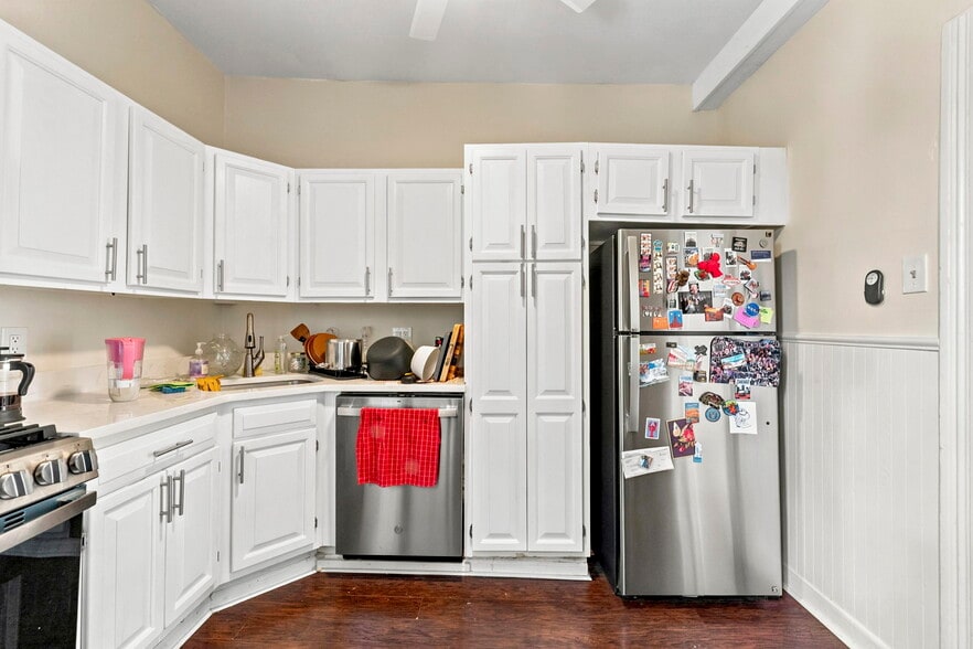 More Photos Of 300 Garden St, Hoboken Apartments For Sale