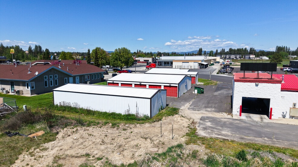 More Photos Of 112 E. J St., Deer Park Self Storage For Sale