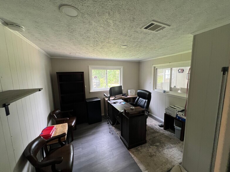 More Photos Of 240 Boyd St, Holly Springs Loft Creative Space For Lease